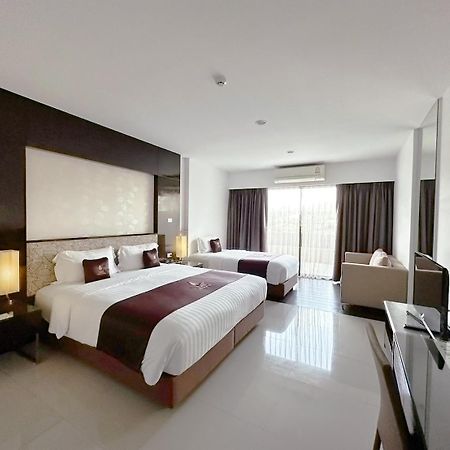 Lani Chiang Mai Hotel Bagian luar foto
