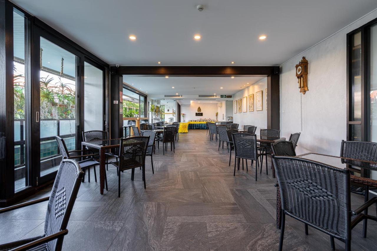 Lani Chiang Mai Hotel Bagian luar foto