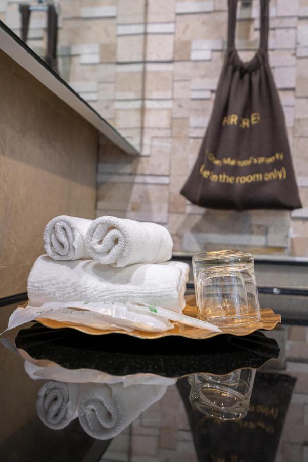 Lani Chiang Mai Hotel Bagian luar foto