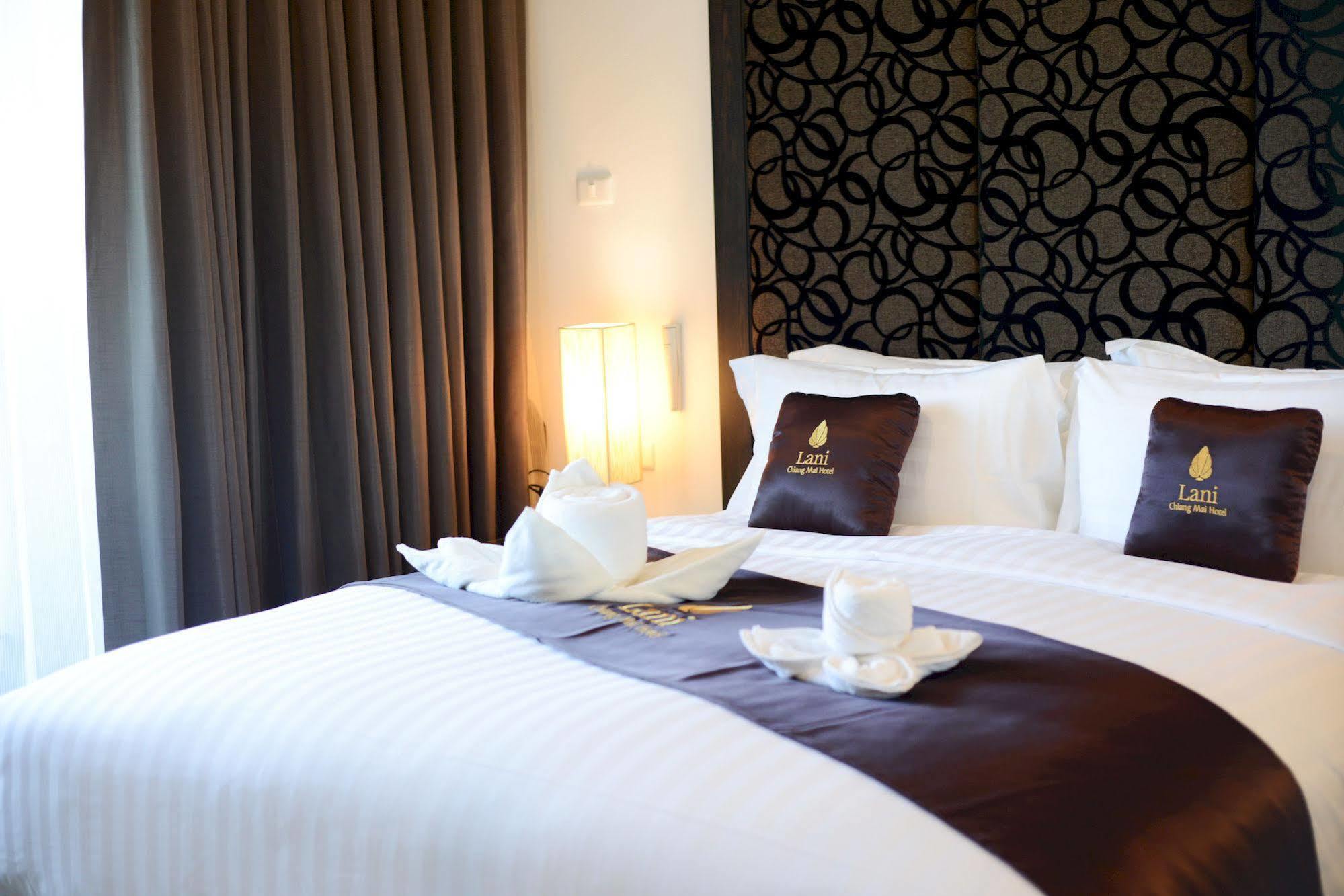 Lani Chiang Mai Hotel Bagian luar foto